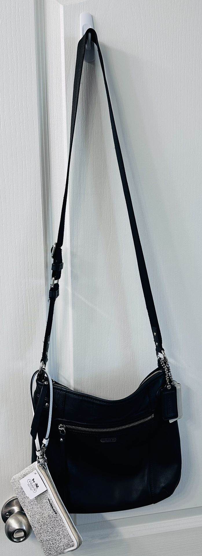 Coach Leather crossbody Bag with small Wristlet