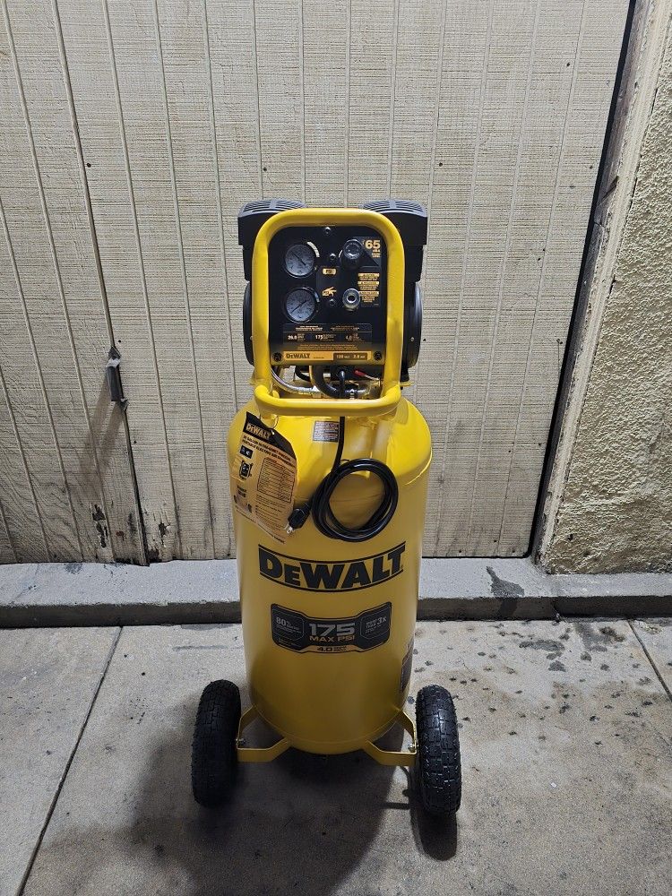 DeWalt DXCMSAC260 26 Gal. 175 PSI Ultra Quiet Portable Electric Air Compressor