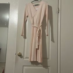 Women’s Dress Size Small