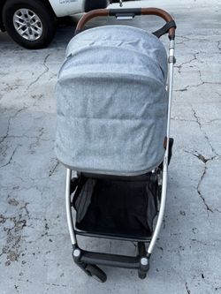 Uppa Baby Cruz V2 Baby Stroller with Canopy