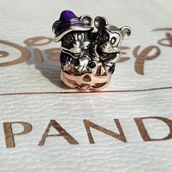 Disney Parks x Pandora Mickey & Minnie inside Pumpkin Halloween 2023 Charm