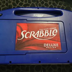 Scrabble Deluxe 