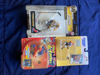 Hockey Figurines