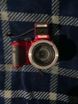Digital camera  Kodak Pixpro AZ42× optical zoom