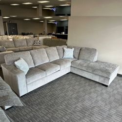 Altari Alloy Sectional