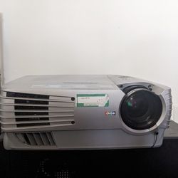  Mitsubishi Projector Model XL30U 