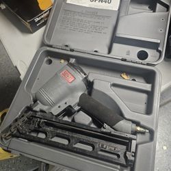 Senco Nailer  Gun