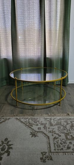 36" round coffee table - $70 OBO