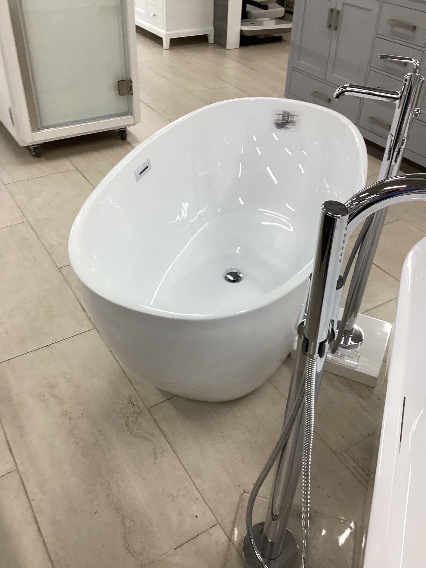 59” Freestanding Bathtub New One Piece Acrylic White Color Ready For Pick Up Today $750
