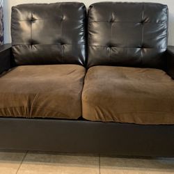 FREE ……..Sofa Or Couch Pickup 
