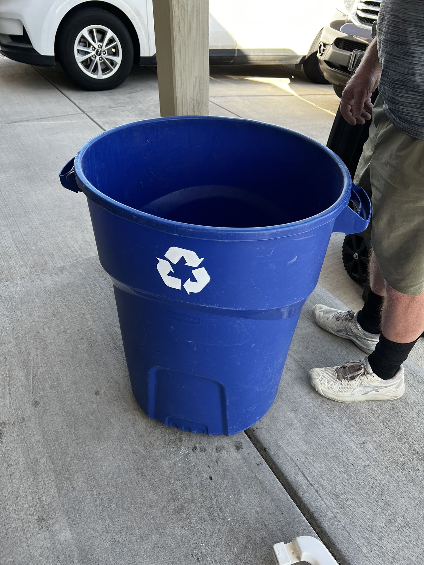 Free Trash/recycle Bin