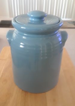 Gibson Housewares Scored Ceramic Crock Style 8 3/4" Cookie Jar