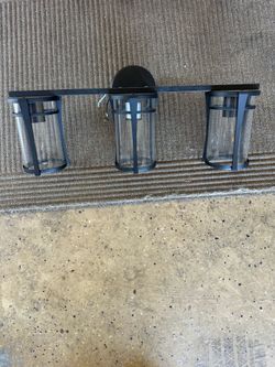 Light fixture