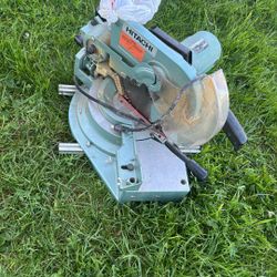 Hitachi Table Saw Works Great 