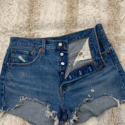 Levis Shorts Sz 30 women’s 