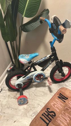 Worn trainer biker