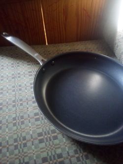 Black Frying Pan 