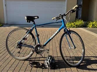 Giant Escape Hybrid Bike Blue large frame