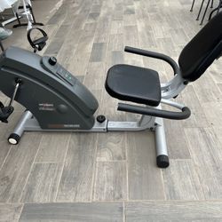 Aparato De Hacer Ejercicio En Perfecto Estado 