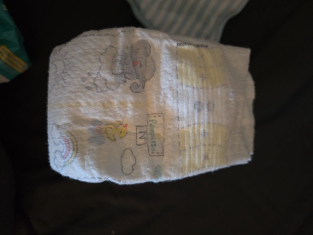 Pampers Newborn Diapers Free