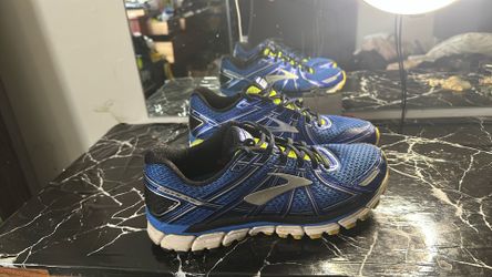 Brooks Adrenaline GTS 17 men's running shoe Size 10.5 Men’s 