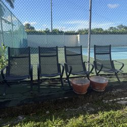 Vintage 4 Brown Jordon Patio Chairs 