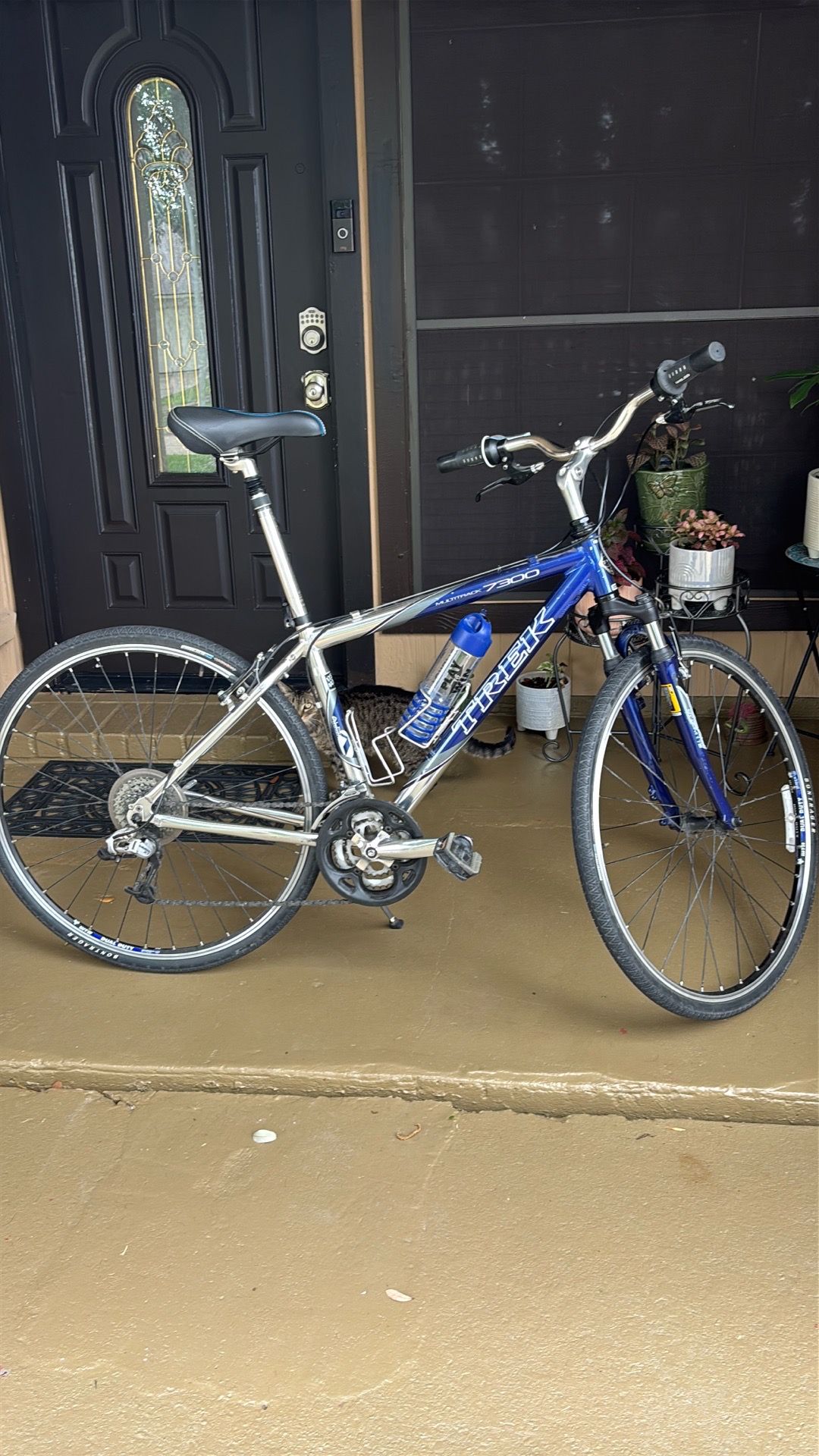 Trek multi track 7300 bike