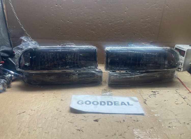 #195 Fit 98-04 Chevy Blazer/Chevrolet S10 Chrome Housing Smoked Clear LED DRL Switchback Headlight