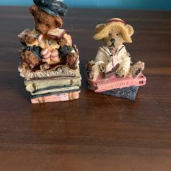 2 Bear Figurines 
