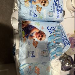 Size 4 A Little Swimmer, Diapers