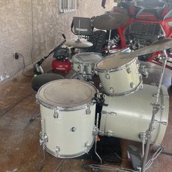 Drum Set 