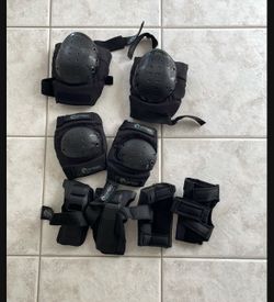 Roller Skate Knee Pads ,Elbow Pads And Wrist Guards