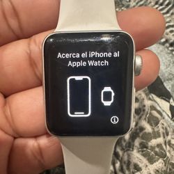 Apple Watch – Works Great – Clean – Ready to Pair