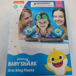 Pinkfong Baby Shark Inflatable 