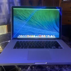 MacBook Pro 15inch 2015 256gb