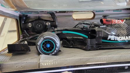 F1 RC Car - Mercedes-Benz W11