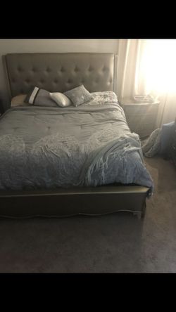 King size bed