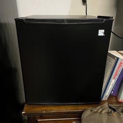 Brand New mini Fridge