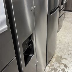 Amana Side By Side Refrigerator 