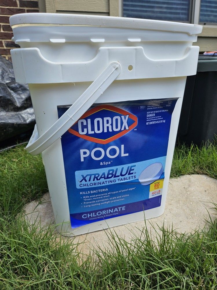 Clorox Xtra Blue Pool Chlorine Tablets