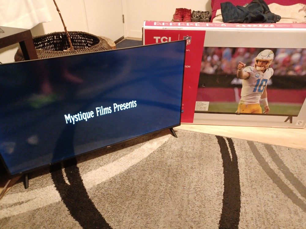 TCL 40" FUL HD TV ( Newest Model) with Remote
