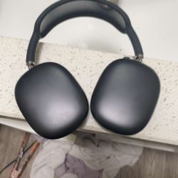 appple airpod max’s 