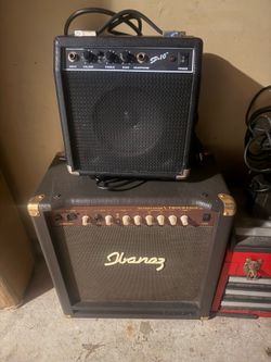 2 guitar amps