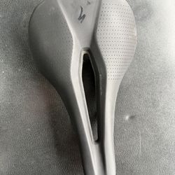 Specialized Power Arc Expert saddle 143 mm