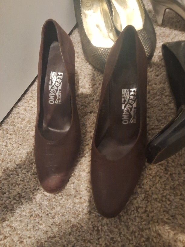 Italian designer.
Vintage shoes for women