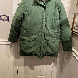 LL Bean Womans Size Large Baxter State Parka with Hood