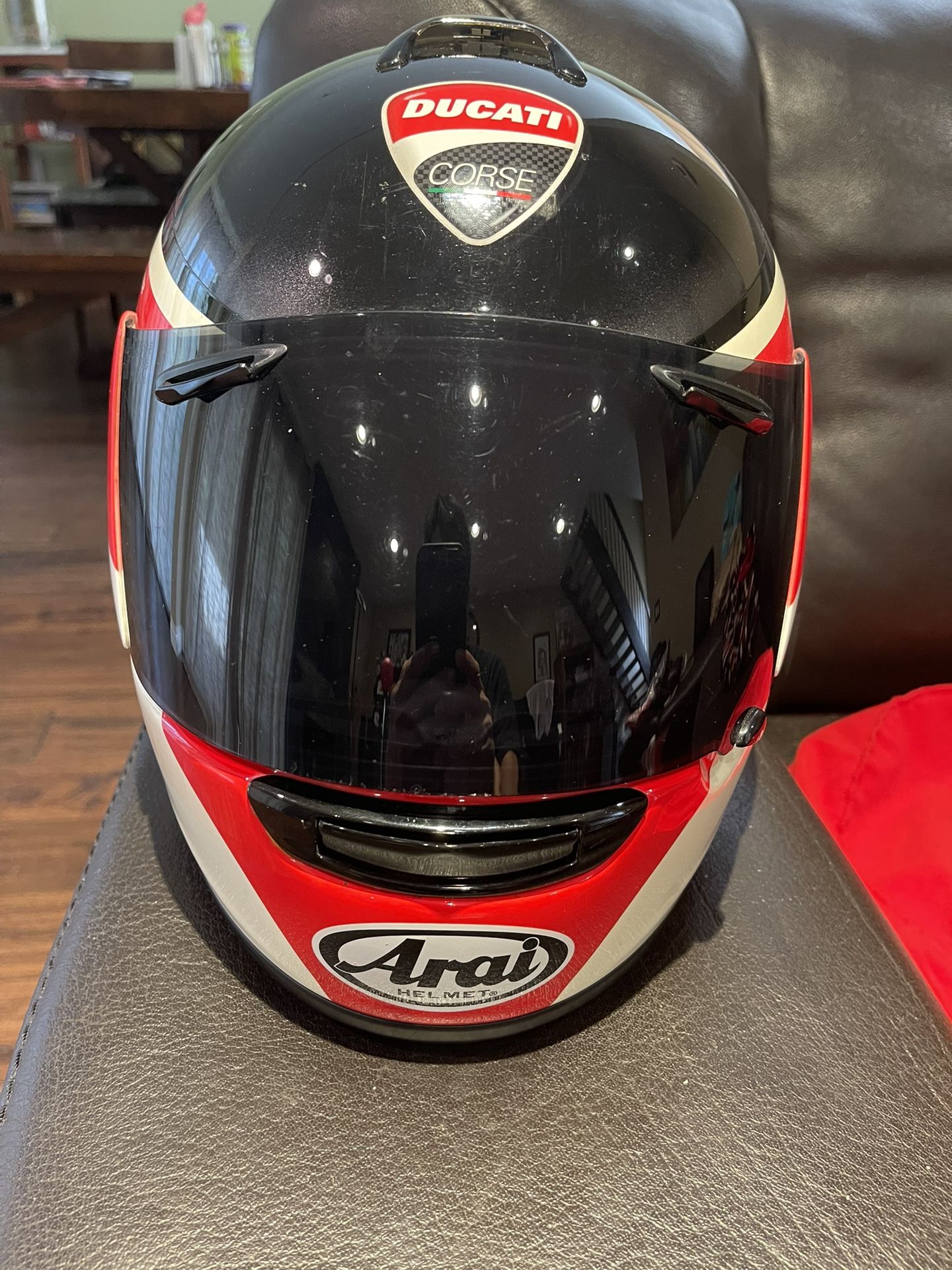 Ducati corse Arai Vector helmet SZ L