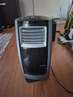 Lasko Motion Heat Tower Space Heater