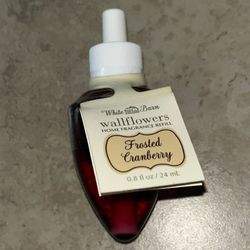 Bath & Body Works Wallflowers Frosted Cranberry Fragrance Refill