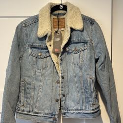 NEW LEVI'S PREMIUM WOMAN DENIM ORIGINAL SHERPA TRUCKER JACKET SIZE S LIGHT BLUE